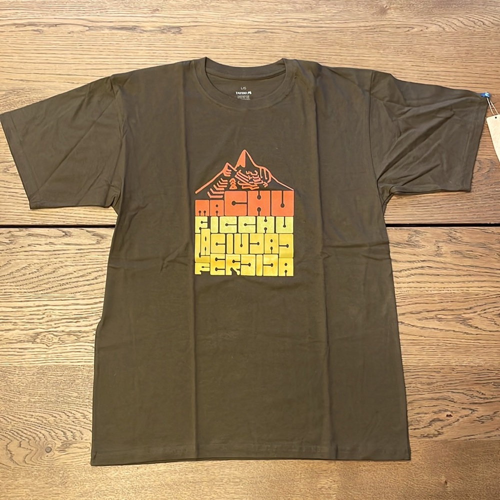 Machu Picchu La Ciudad perdida (the lost city) T-Shirt NWT